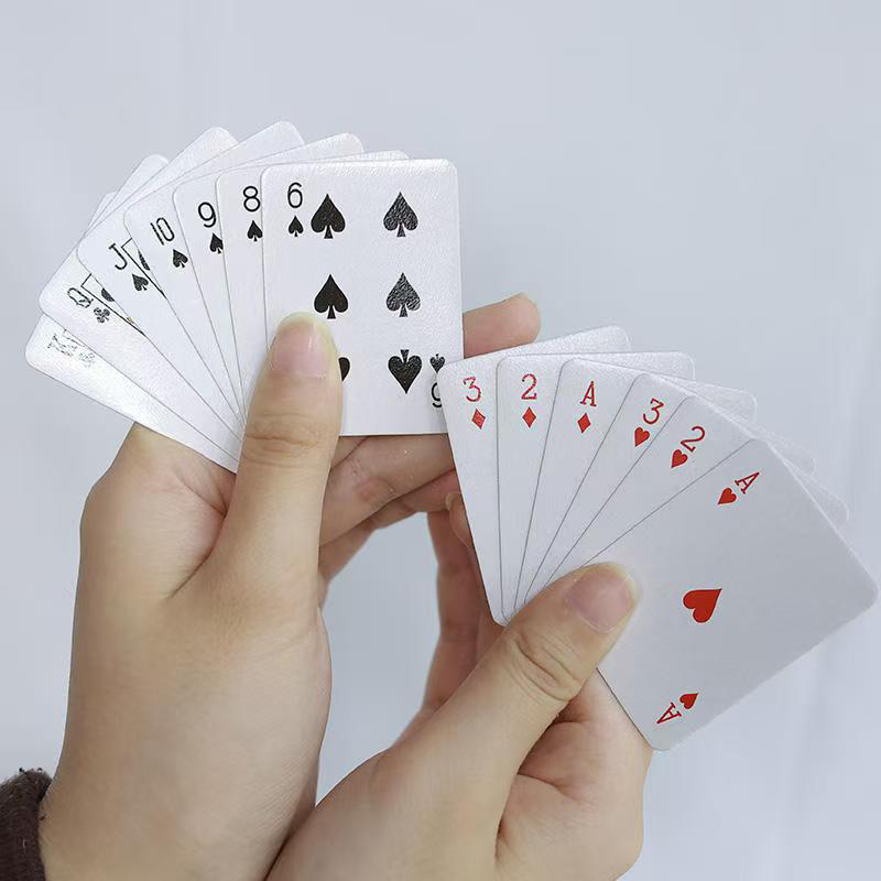 มินิไพ่โป๊กเกอร์สำหรับงานเทศกา - Party Games Juegos De Mesa บทวิจารณ์และราคา
